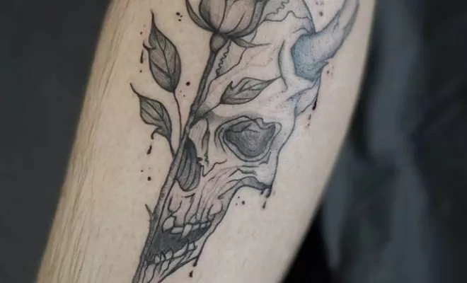 Tatouage frais, Cannes, Alabama Knox Tatoo